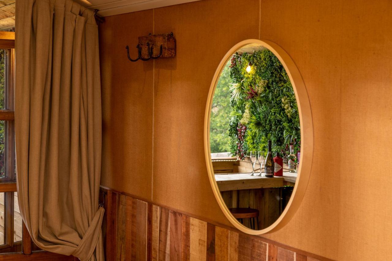 Ashwood Shepherd Hut -Ockeridge Rural Retreats Apartman Worcester Kültér fotó